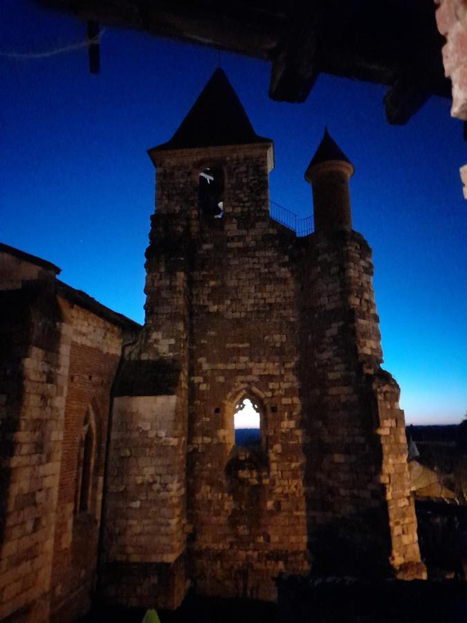 Bed and Breakfast Sur Le Chemin Auvillar Exterior foto
