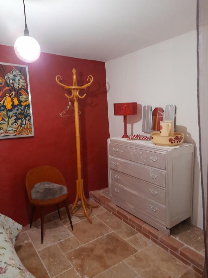 Bed and Breakfast Sur Le Chemin Auvillar Exterior foto